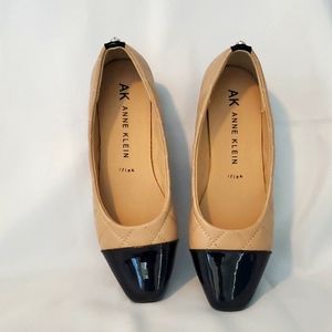 Anne Klein iflex Women's Wedge Quilted Pumps.